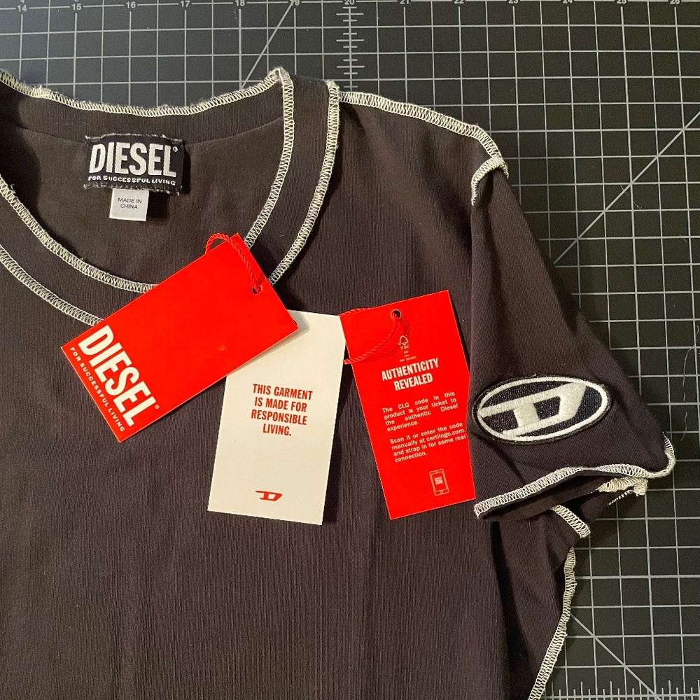 DIESEL DESIGNER T-SHIRT WITH SIGNATURE LOGO
